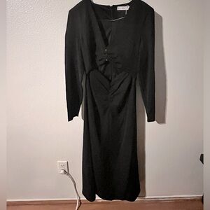 Black Long Sleeve Dress w/ cutout